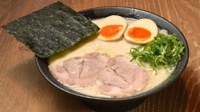 長浜豚骨ラーメン 一番軒 - メイン写真: