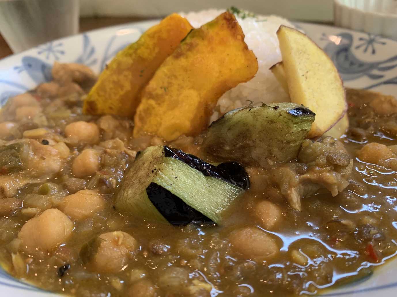 おまめとチキンのスリランカカレー おまめとチキンのスリランカカレー