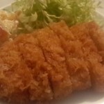 ビアキッチン ラグー - 豚カツのアップ