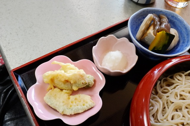 賀登屋>
