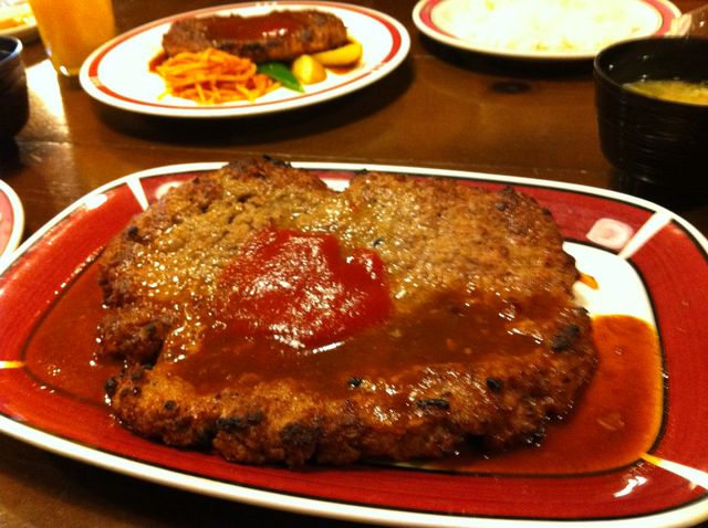 洋食亭いしくろ>