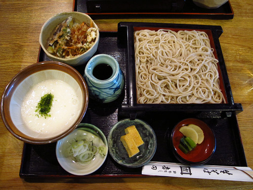 ランチ とろろそば 小天丼セット 吉田 東京都中央区日本橋室町1 5 1 三越前 Pochiの 食べるために生きる