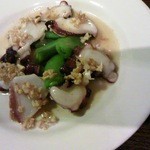 ビアキッチン ラグー - タコのガーリック炒め