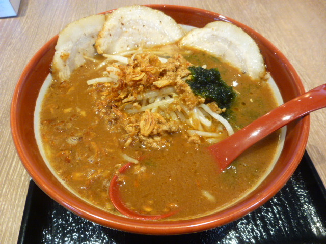 麺場 田所商店 奈良西大和ニュータウン店>