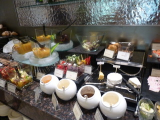 Shangri-La hitel -