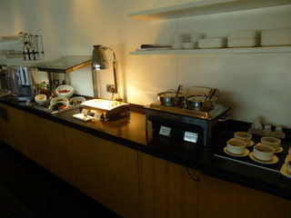 Cathay Pacific First and Business Class Lounge - 