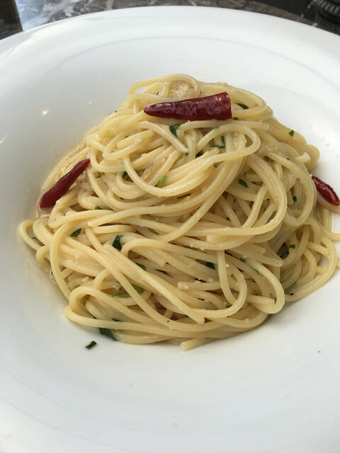 リゴレット タパスラウンジ RIGOLETTO TAPAS LOUNGE>