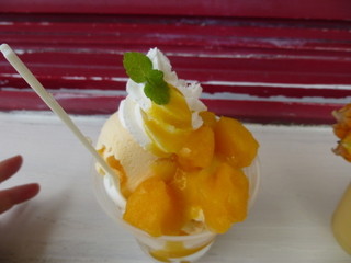 Mango Cafe -