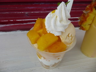 Mango Cafe -