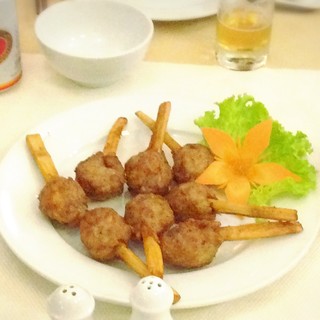 Sen Xanh Ho Tay - 