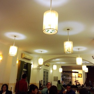 Sen Xanh Ho Tay - 